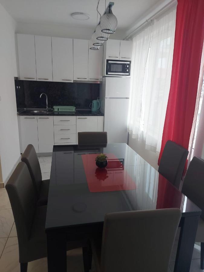 Sea Star Apartment Градац Екстериор снимка