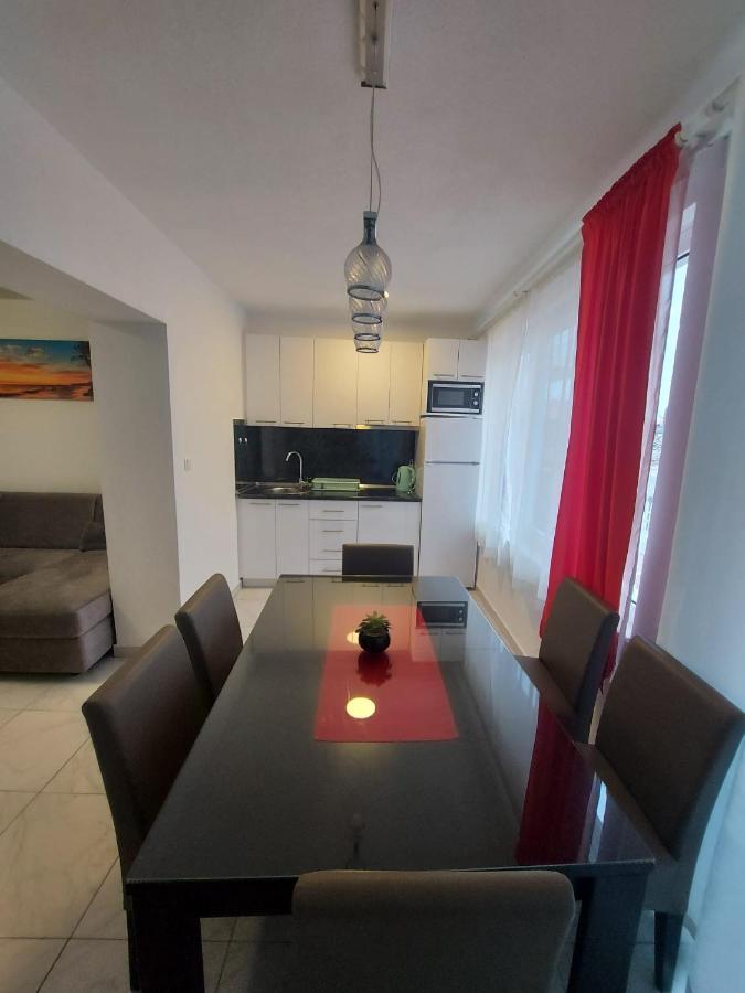 Sea Star Apartment Градац Екстериор снимка